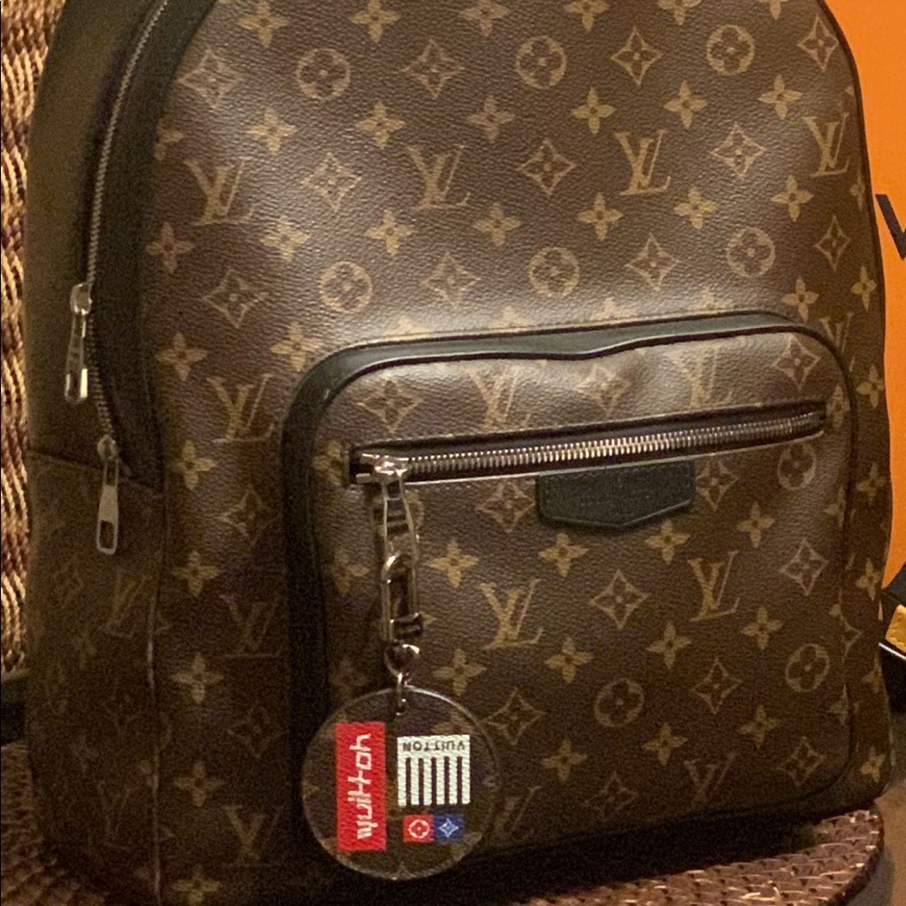 Louis Vuitton Josh Backpack,charm Authentication!!